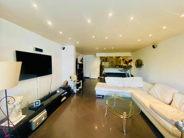 Appartement 3 pièces 115 m²