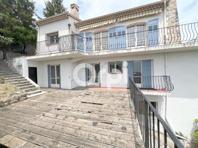 Appartement 3 pièces 115 m²