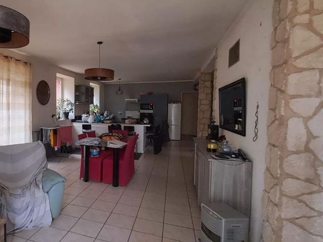 Appartement 3 pièces, 117 m² à louer à Virieu le Grand 01510