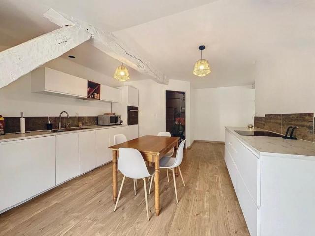 Appartement 3 pièces 120 m²