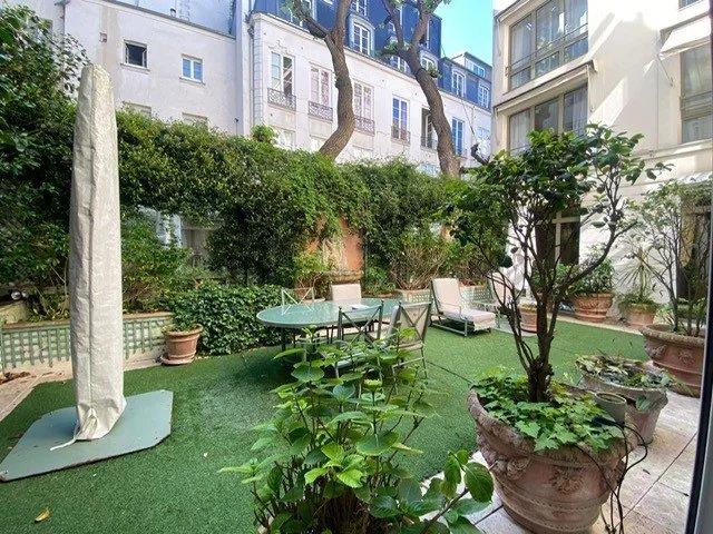 Appartement 3 pièces 121 m²