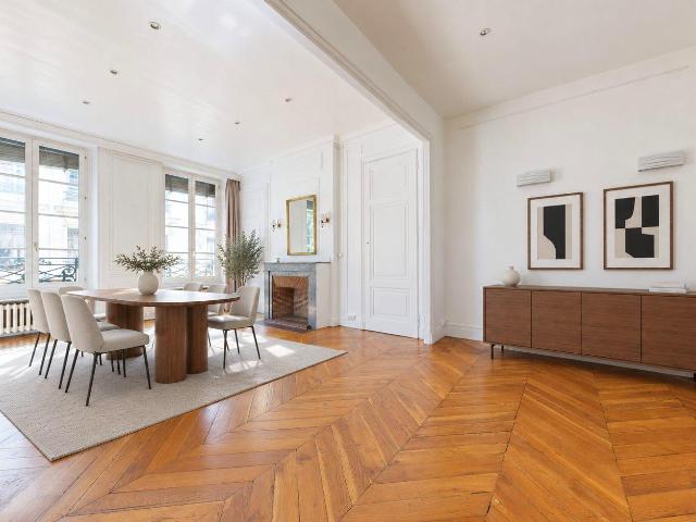 Appartement 3 pièces 121 m²