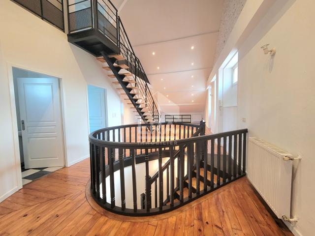 Appartement 3 pièces, 121 m² à louer à Pau 64000