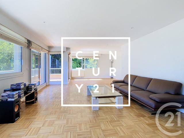 Appartement 3 pièces 124 m²