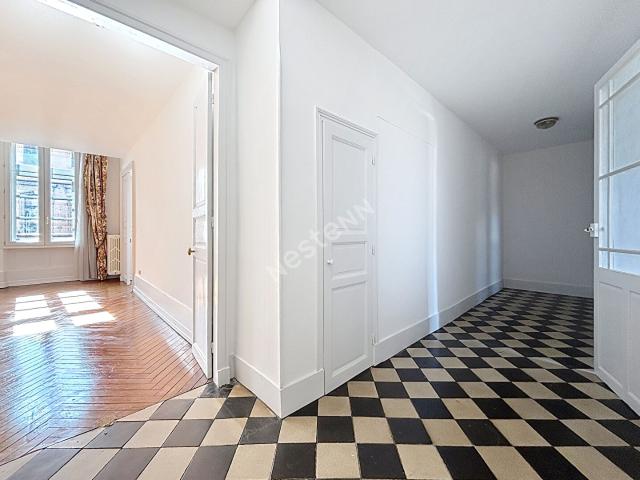 Appartement 3 pièces, 125 m² à louer à Montauban 82000