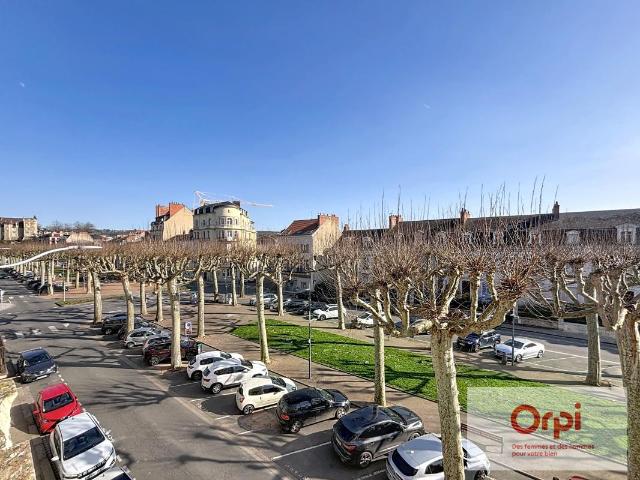 Appartement 3 pièces, 125 m² à louer à Montluçon 03100