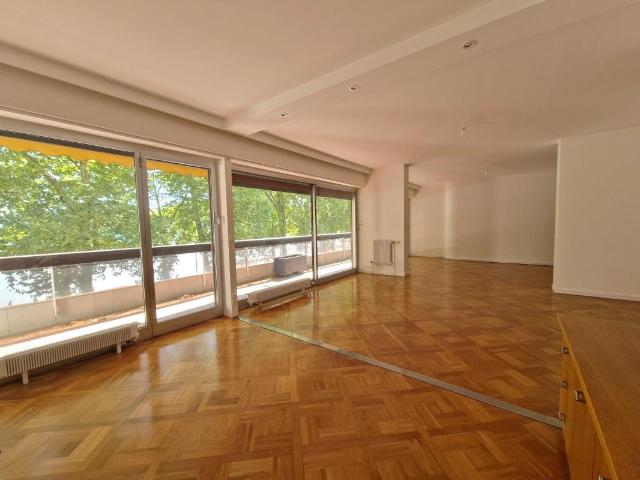 Appartement 3 pièces 129 m²