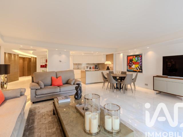 Appartement 3 pièces 135 m²