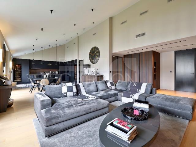 Appartement 3 pièces 144 m²
