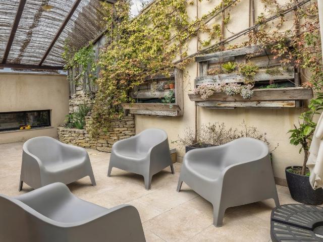 Appartement 3 pièces 145 m²