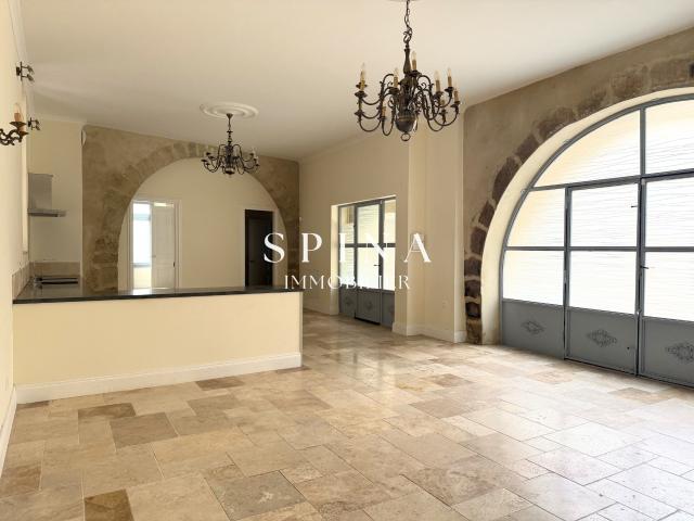 Appartement 3 pièces 131 m²