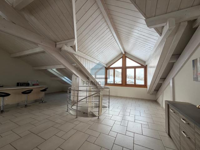 Appartement 3 pièces 173 m²