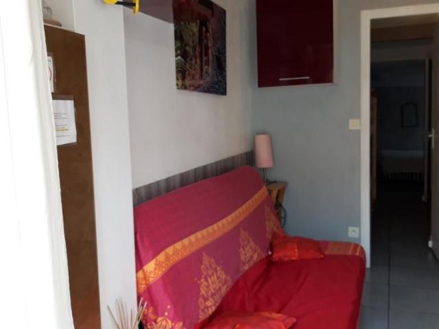Appartement 3 pièces, 27 m² à louer à Toulon 83000