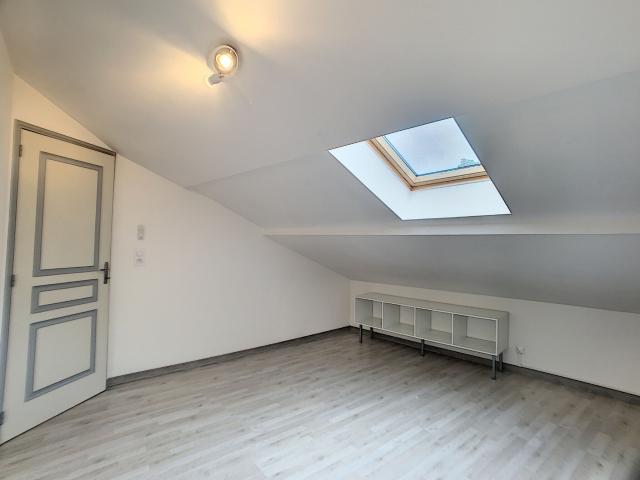 Appartement 3 pièces, 26 m² à louer à Champeix 63320