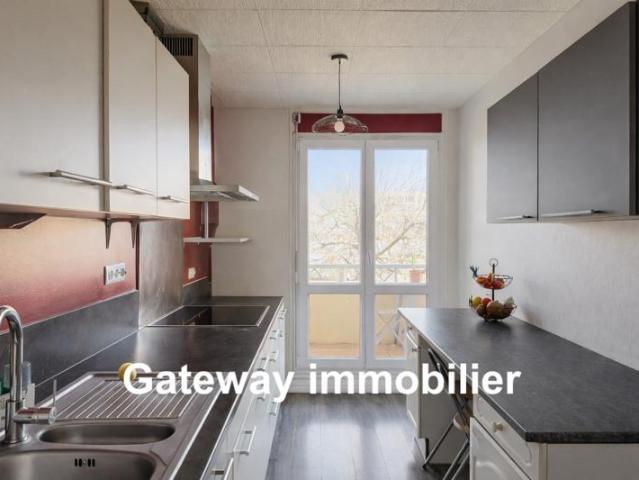 Appartement 3 pièces 2 Chambres 1 garage 1 cave 1 balcon