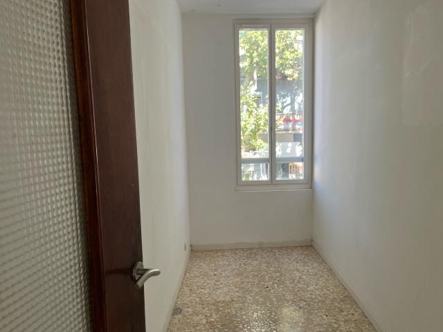 Appartement 3 pièces, 33 m² à louer à Marseille 8 13008