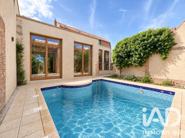 Appartement 3 pièces 351 m²