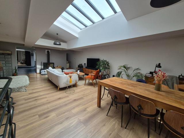 Appartement 3 pièces 375 m²