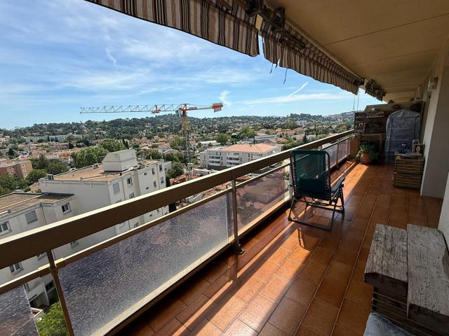 Appartement 3 pièces Toulon 80.00m² 1096€ à louer l'Adresse
