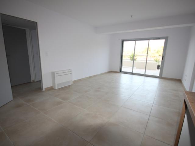 Appartement 3 pièces VUE MER TERRASSE et PARKING