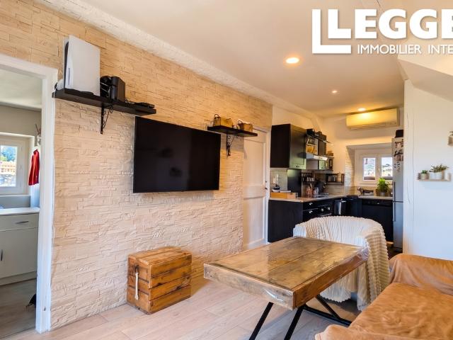 Appartement 3 pièces à Drap aux portes de Nice – Balcon sud, vue dégagée et parking facile