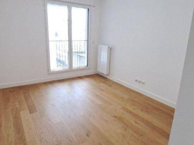 Appartement 3 pièces à louer avec balcon