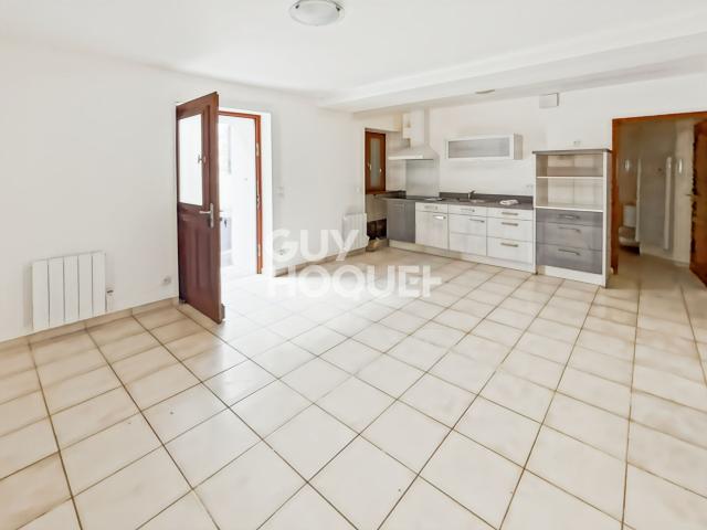 Appartement 3 pièces à louer avec terrasse et entrée indépendante à Fontenay Trésigny