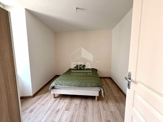 Appartement 3 pièces avec cour à louer à Montereau Fault Yonne Calme et lumineux