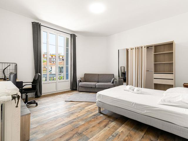 Appartement 3 pièces, à louer à Nice 06100