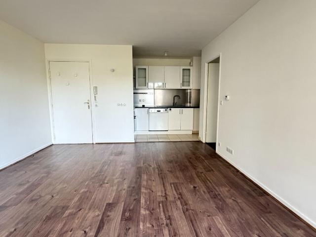 Appartement 3 pièces à louer à Saint Pierre du Perray Réf 17285