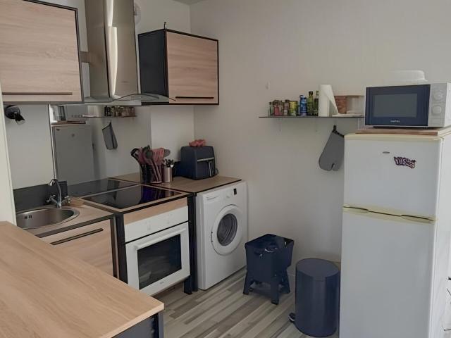 Appartement 3 pièces à vendre à Trévoux parking commun et. 59m² Trévoux