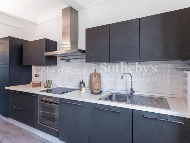 Appartement 3 pièces à vendre dans le Carré d'Or de Nice, Pl. 63m² Nice
