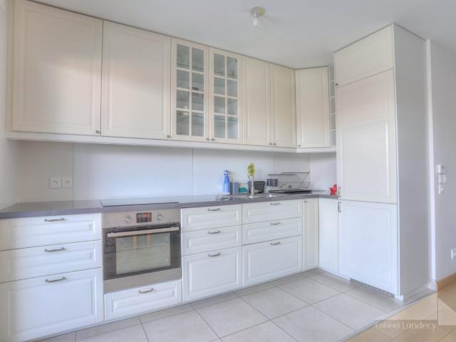Appartement 3 pièces à vendre Ferney Voltaire 67m² Ferney Voltaire