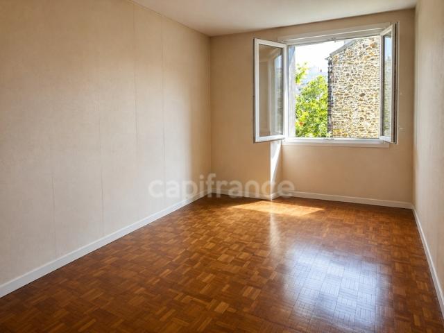 Appartement 3 pièces avec balcon lumineux