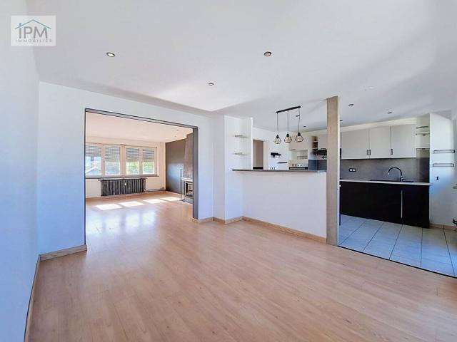 Appartement 3 pièces avec garage et cave LIPSHEIM A LOUER
