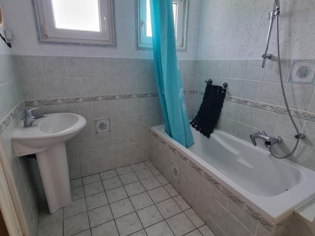 Appartement 3 pièces avec garage, parking et extérieur à L'H