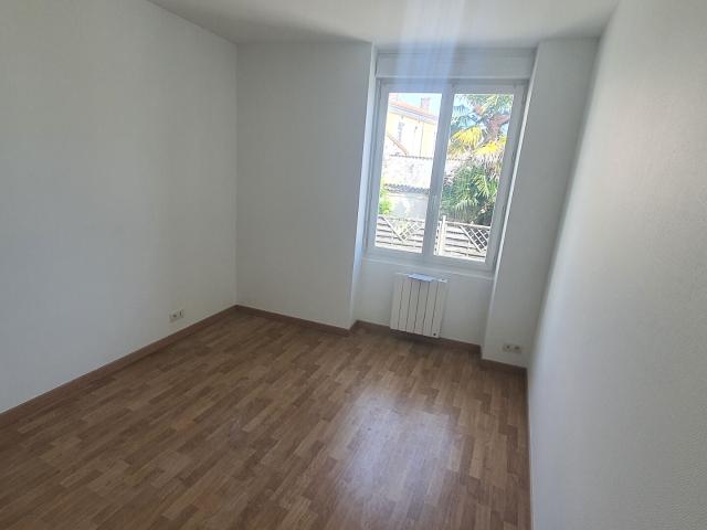 Appartement 3 pièces Barbezieux Saint Hilaire 66.01m² 543€ à louer l'Adresse