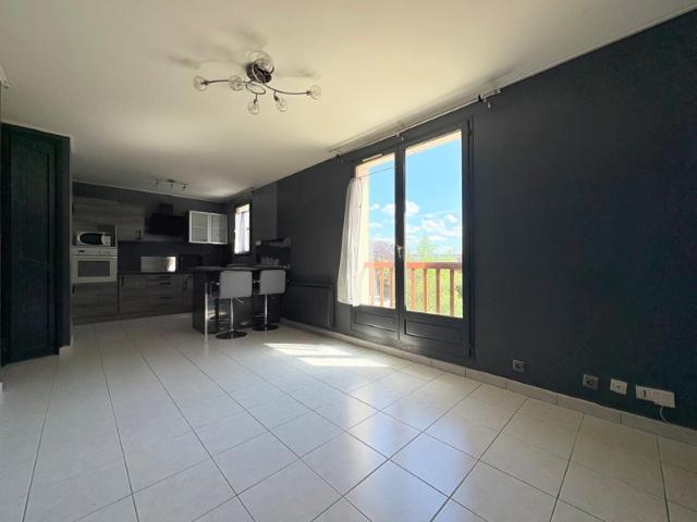 APPARTEMENT 3 PIECES BRUYERE LE CHATEL 91380