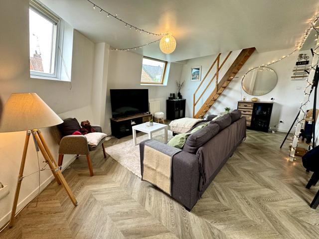Appartement 3 pièces Croix 48.11m² 880€ à louer l'Adresse
