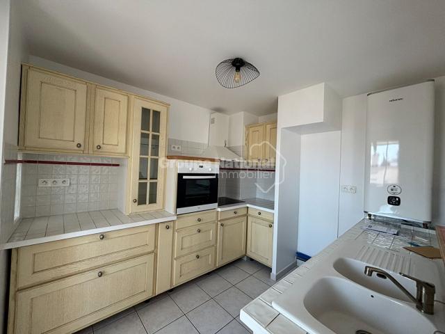 Appartement 3 pièces de 55.50m2 avec balcon, à Beaucaire