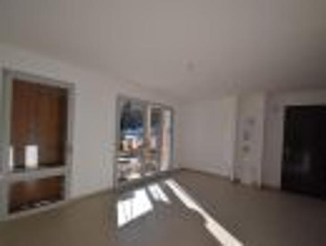 Appartement 3 pièces de 66 à Ailhon