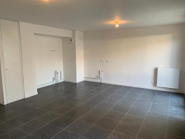 Appartement 3 pièces de 73 m² à Bordeaux