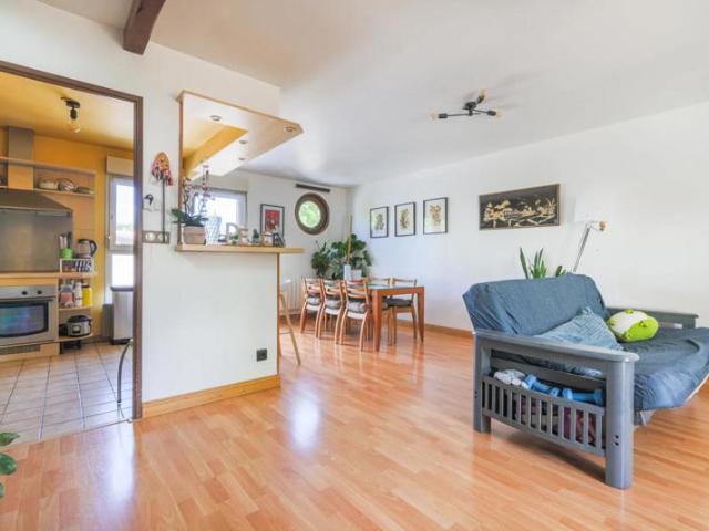 Appartement 3 pièces de 71 m² à Saulx les Chartreux