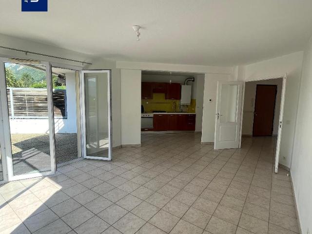 Appartement 3 pièces de 71m² à Lumbin
