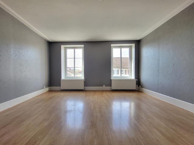 Appartement 3 pièces de 75m2, 253 rue d'Alsace 88100 Sainte