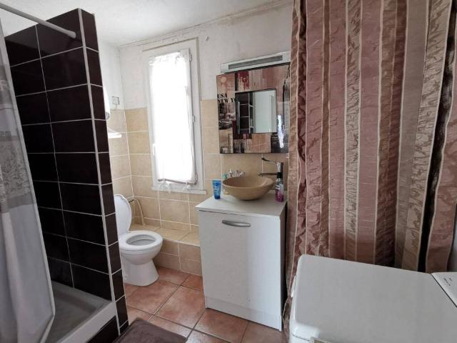 Appartement 3 pièces d'environ 55 m² à louer à CARPENTRAS 8420