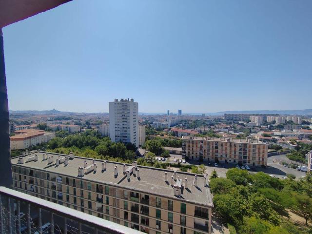APPARTEMENT 3 PIECES EN BON ETAT
