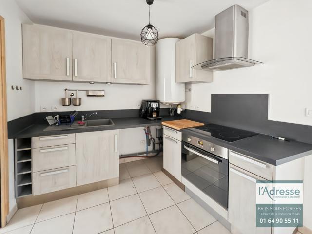 Appartement 3 pièces Forges les Bains 45.69m² 840€ à louer