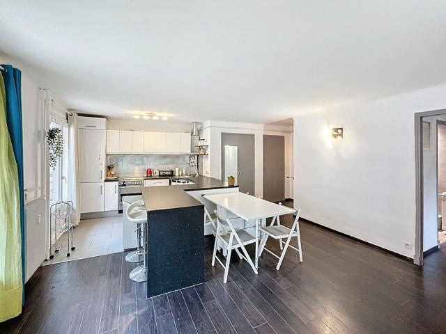 Appartement 3 pièces Juan les pins 75.03m² 1400€ à louer