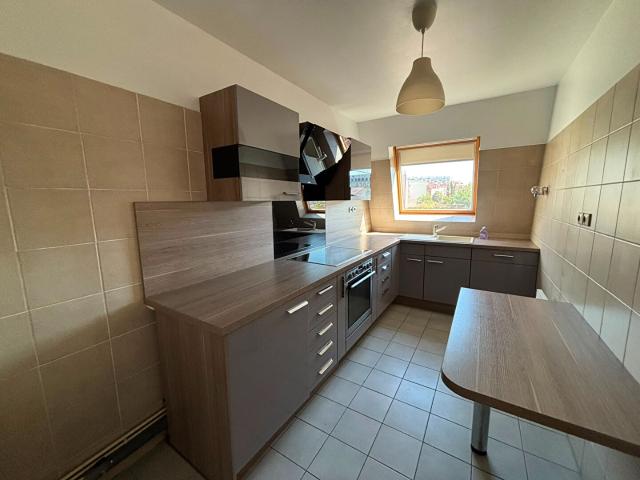 Appartement 3 pièces Le Kremlin Bicêtre 66.60m² 1716€ à louer l'Adresse
